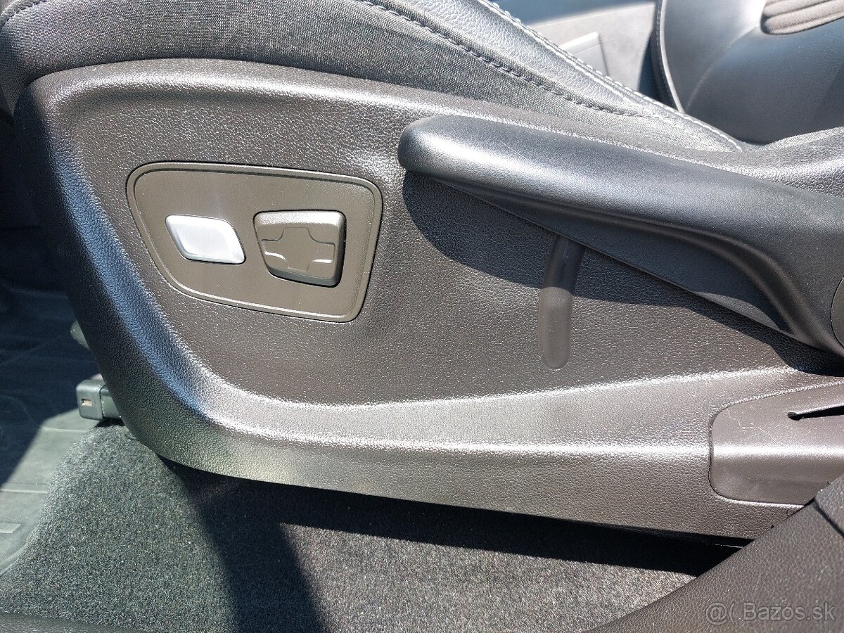 Renault Scenic TCe 140 "EDITION BOSE" - 18