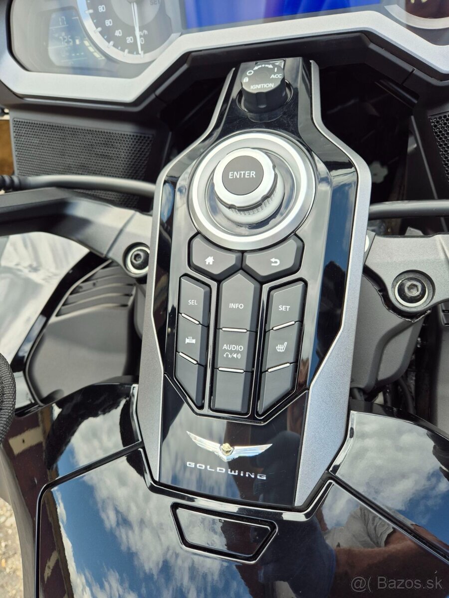 Honda Goldwing GL 1800 - 18