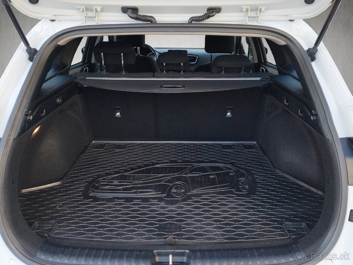 Kia CEED SW 1,4 T-GDi GOLD - 18