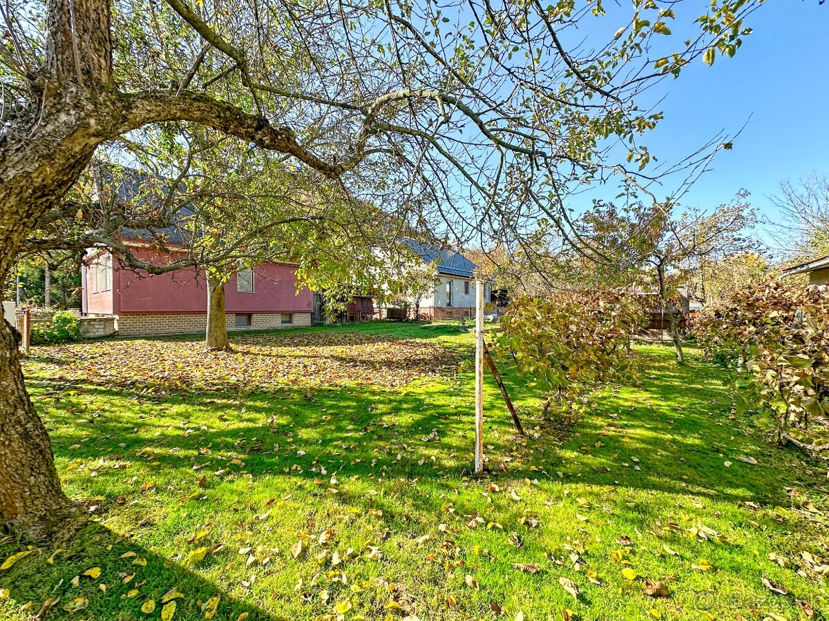 Dom s letnou kuchynkou v meste Žarnovica - 18