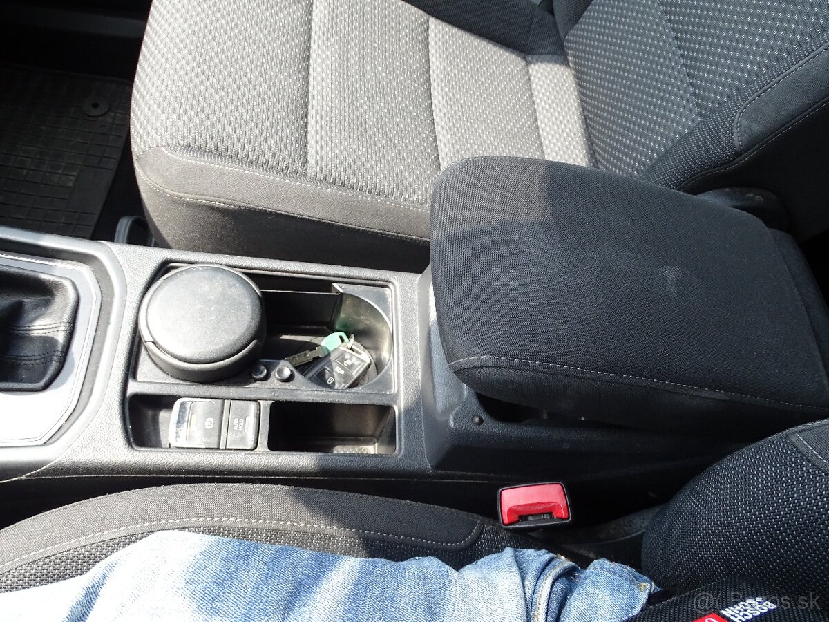 VW Touran 2.0 tdi DSG6 - 18