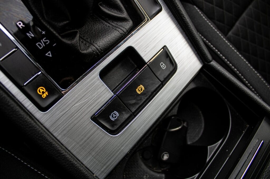 Škoda Superb Combi 2.0 TSI Ambition DSG - 18