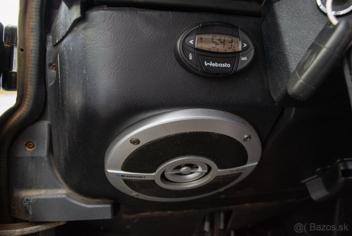 Land Rover Defender 110 2.5 Td5 HC PickUp - 18