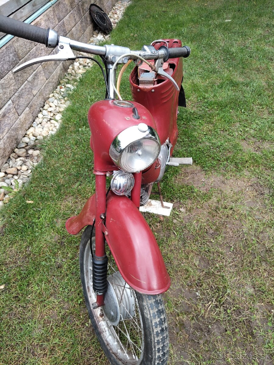 Jawa 50 typ 555 s TP a EČ kat. L1E - 18