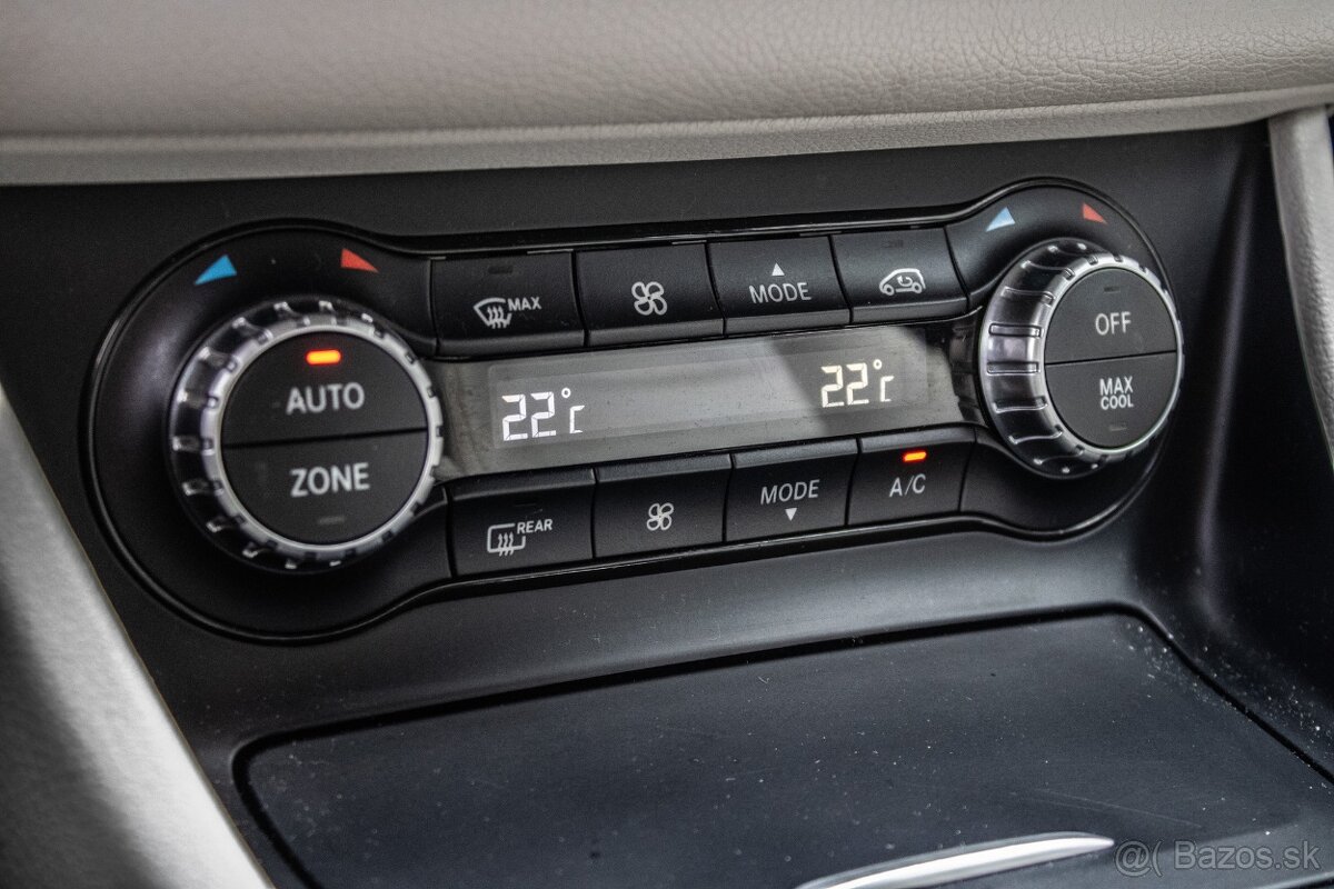 Mercedes-Benz CLA 250 4MATIC - 18