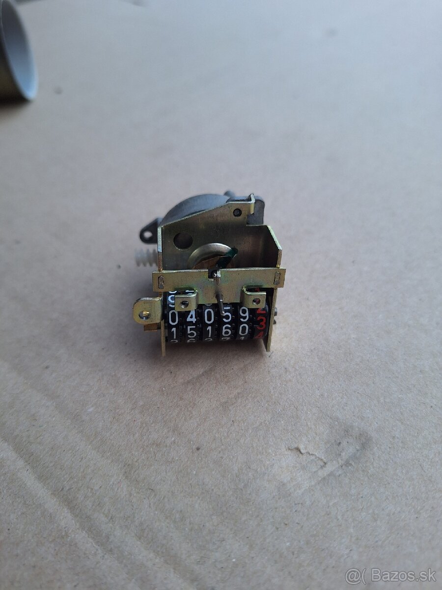 Predám tachometer + nahradné diely na Babettu - 18