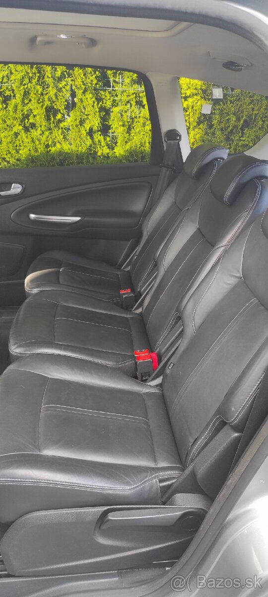 Predám Ford S maxs - 18