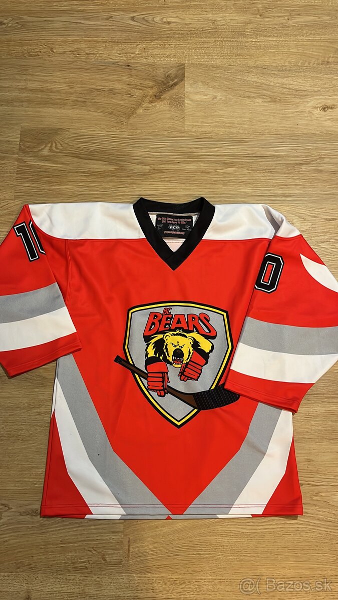 Hokejova vystroj - 18