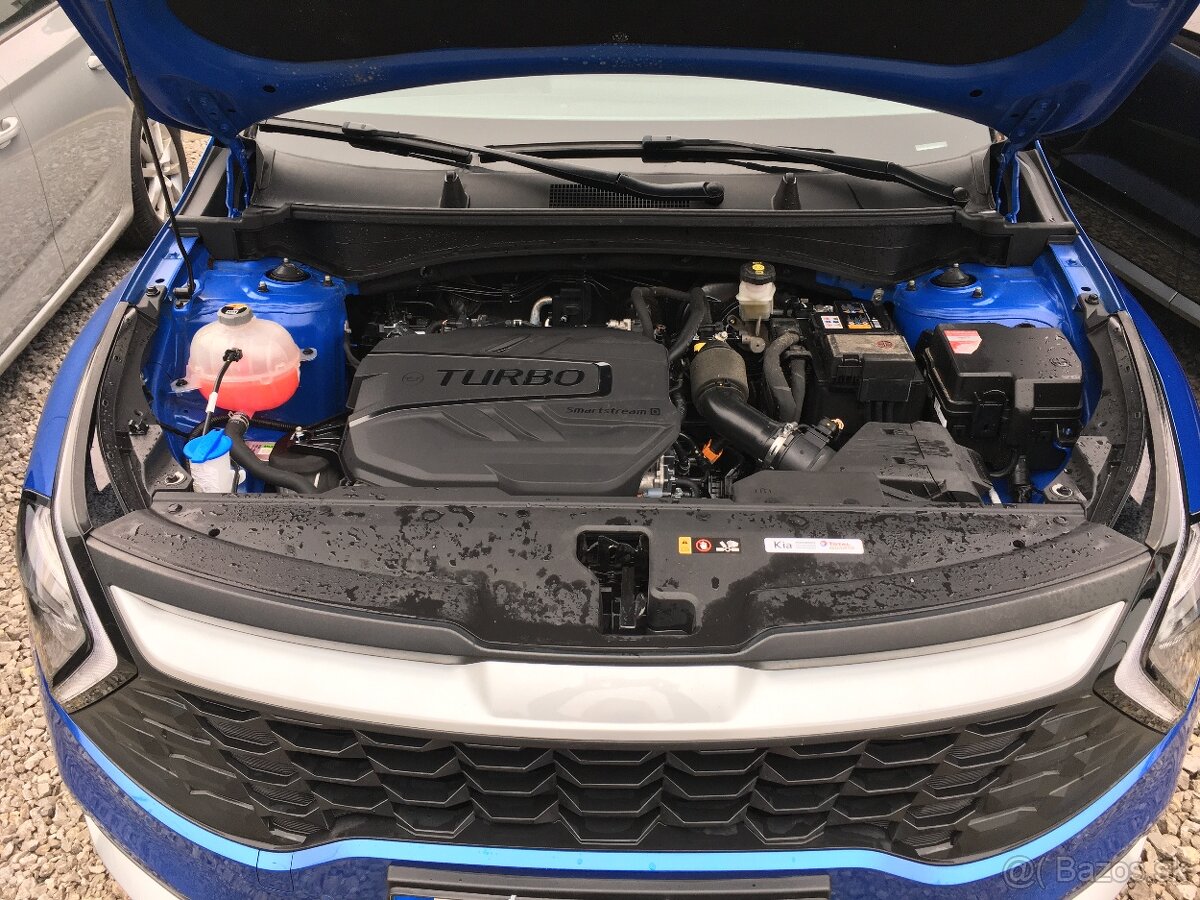 Kia Sportage 1.6 CRDI MHEV Gold M6 - 18