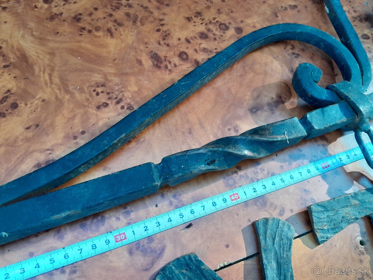 Liatinový stojan na slnečník-dáždnik. - 18