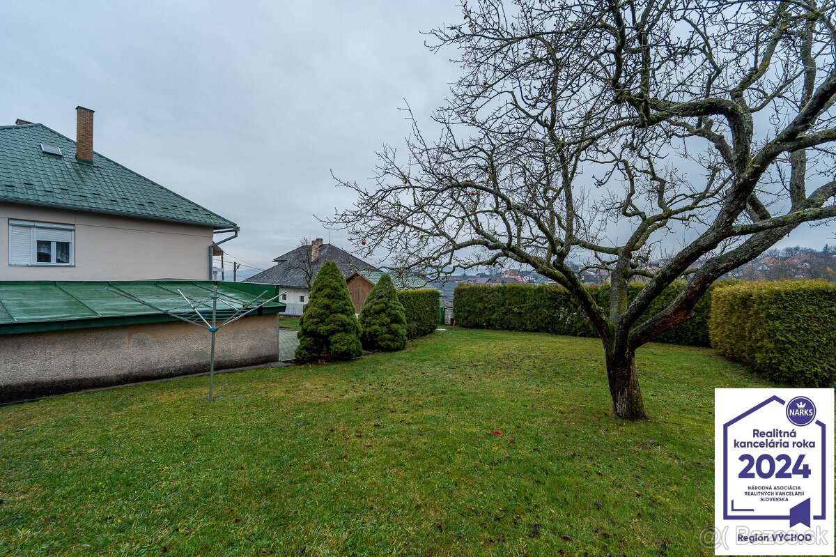 Dvojgeneračný rodinný dom, Poproč - 18