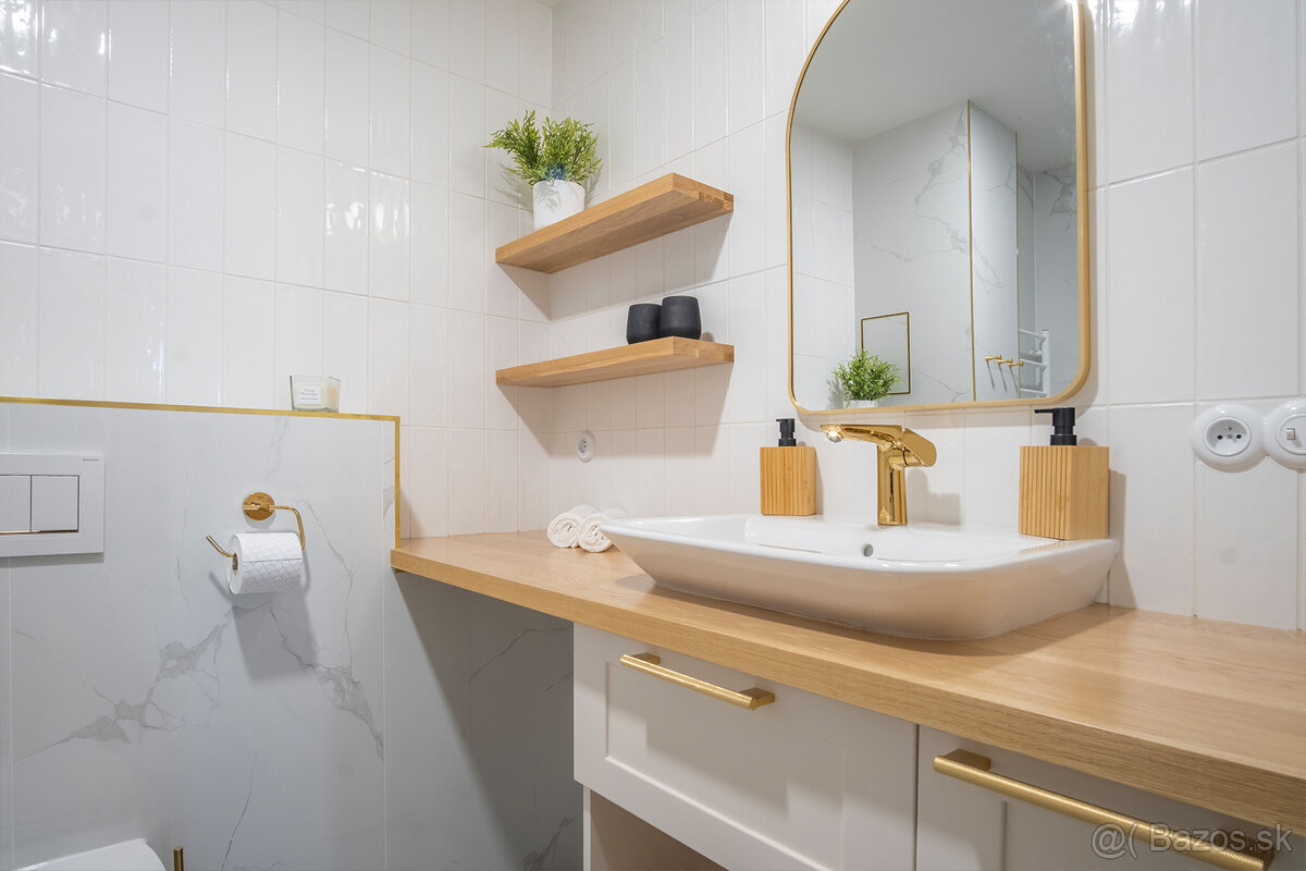 Na predaj jedinečný 3-izbový byt po štýlovej rekonštrukcii v - 18