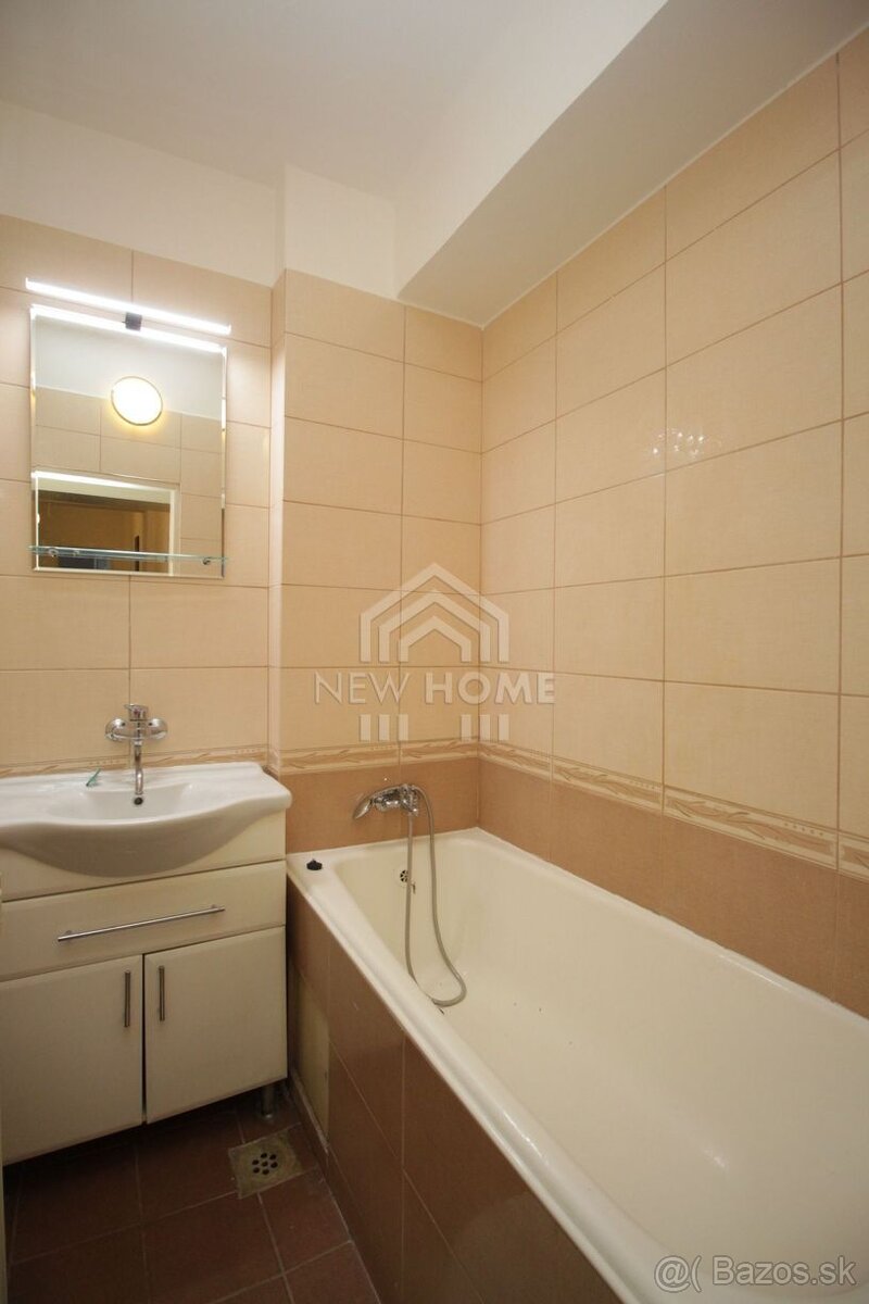 TRNAVSKÉ Mýto - 4 iz. byt 113 m2, samostatná garáž - 18