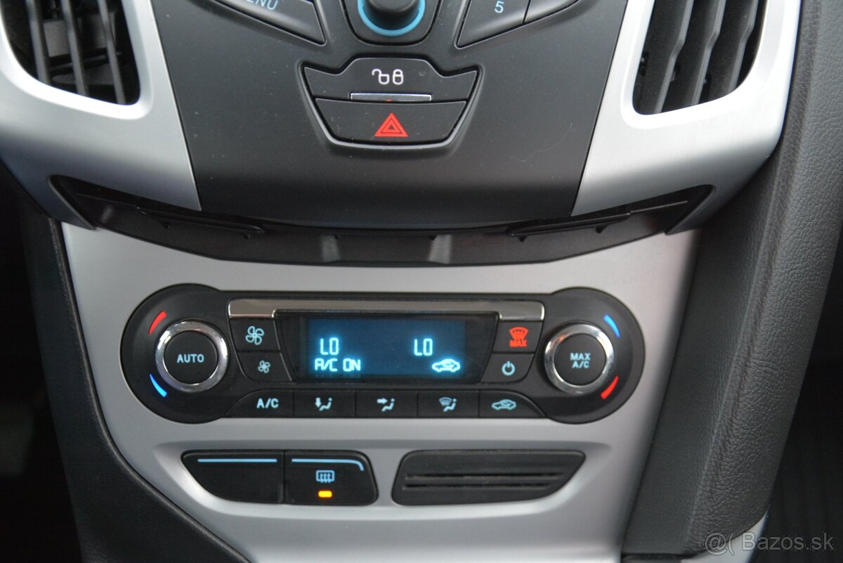 Ford Focus Array 1.60 SR voz - 18