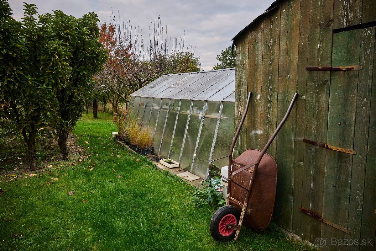 Predám 7 izbový rodinný dom - 18