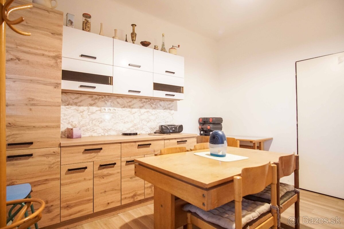 Rodinný dom s garážou na ul. Pod kopcom, Nové Zámky, 649m2 - 18