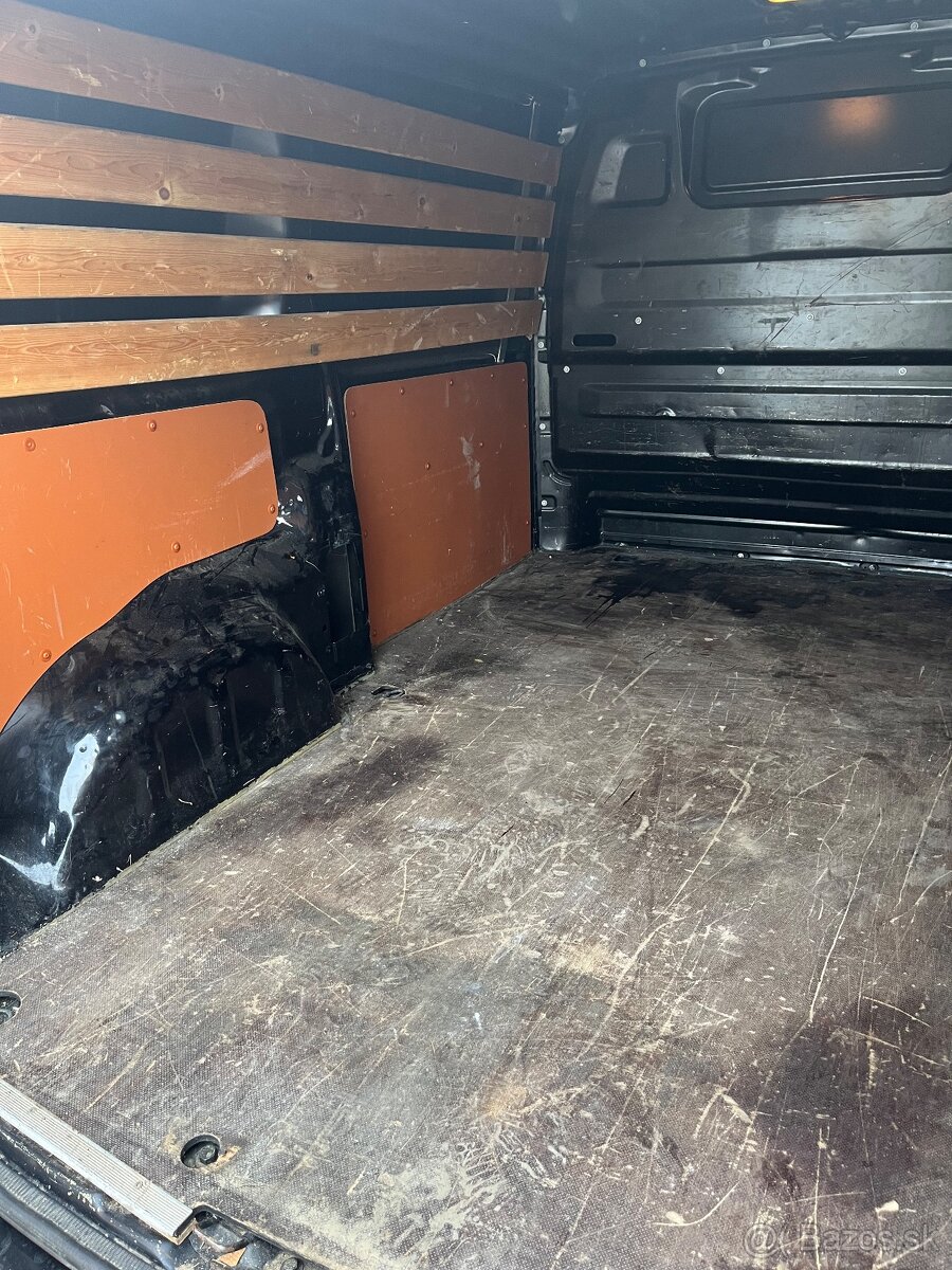 Peugeot Expert 2.0 HDI - 18