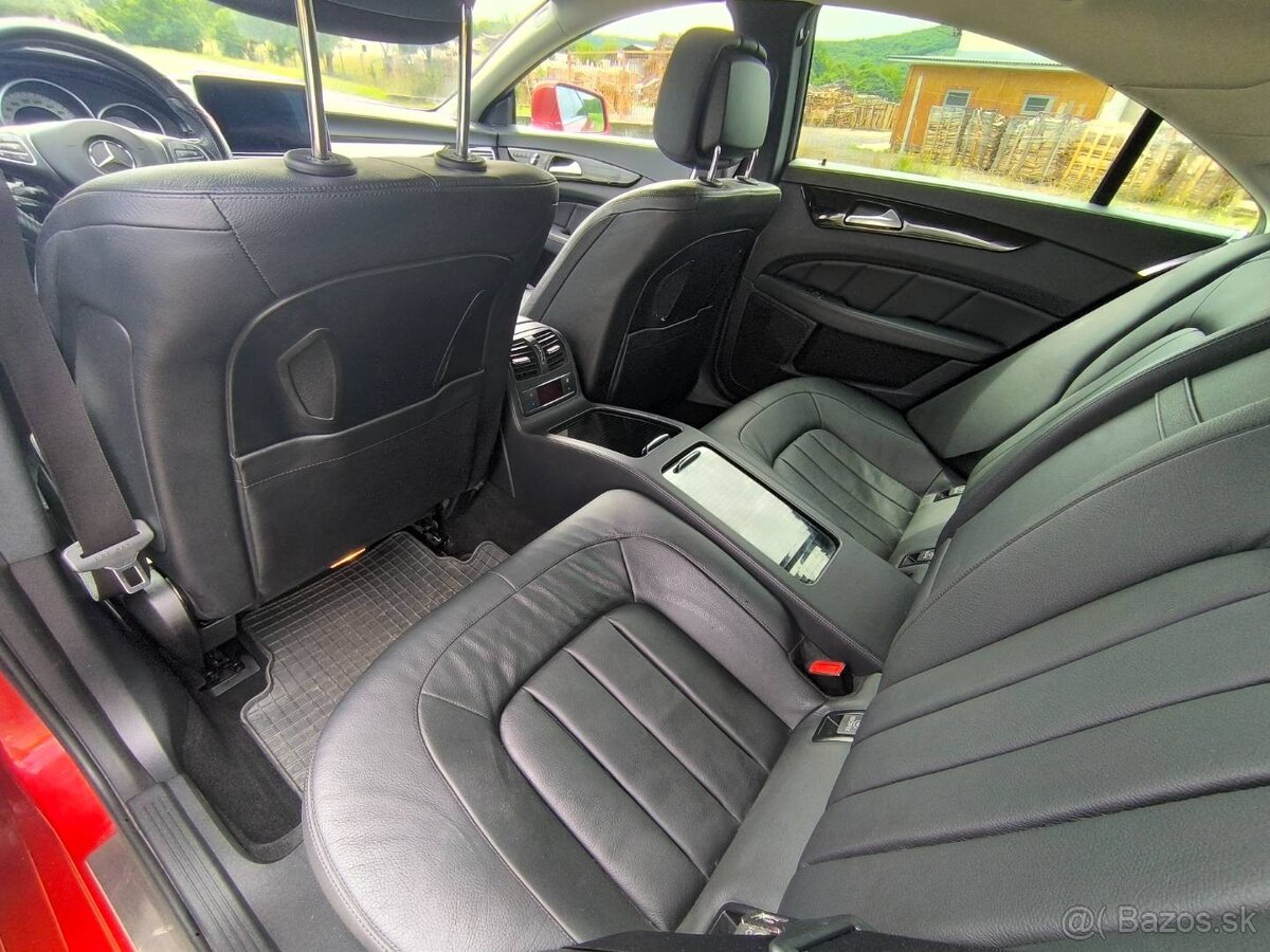 Mercedes-Benz CLS Kupé MERCEDES 3.0 190KW AUTOMAT FULL VYBA - 18