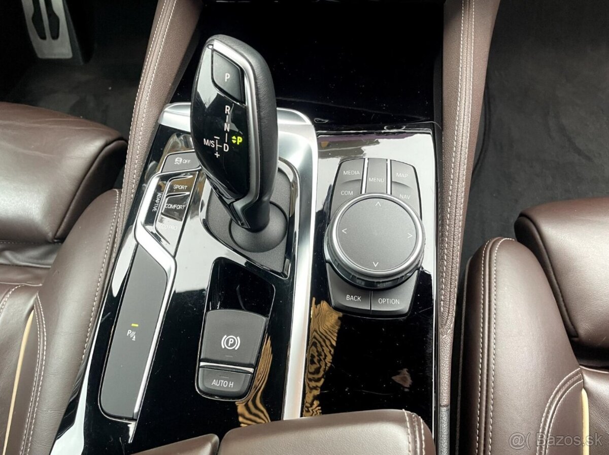 BMW 530d xDrive 2019 - 18