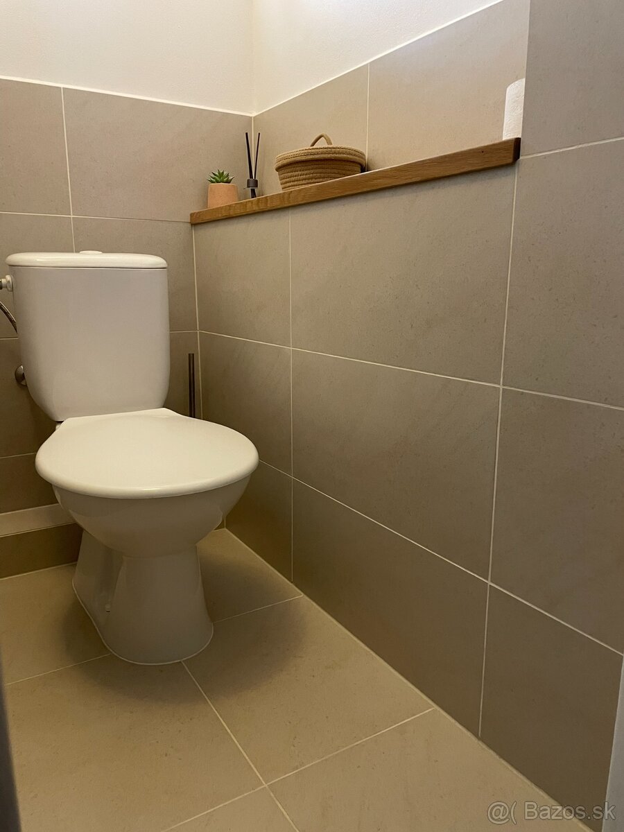 Zrekonštruovaný rodinný dom pripravený na nasťahovanie - 18