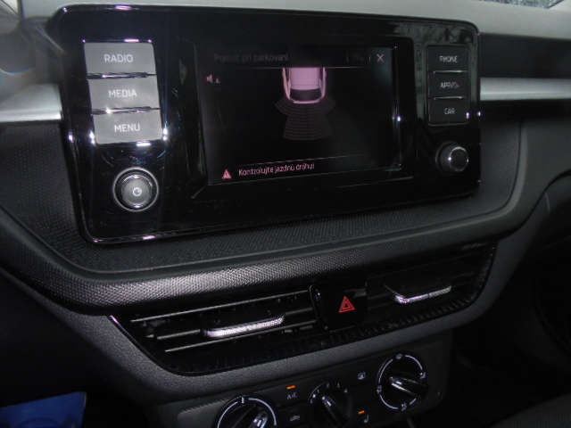 Škoda Fabia 4 1.0 TSI Ambition r.v.6/2022 - 18