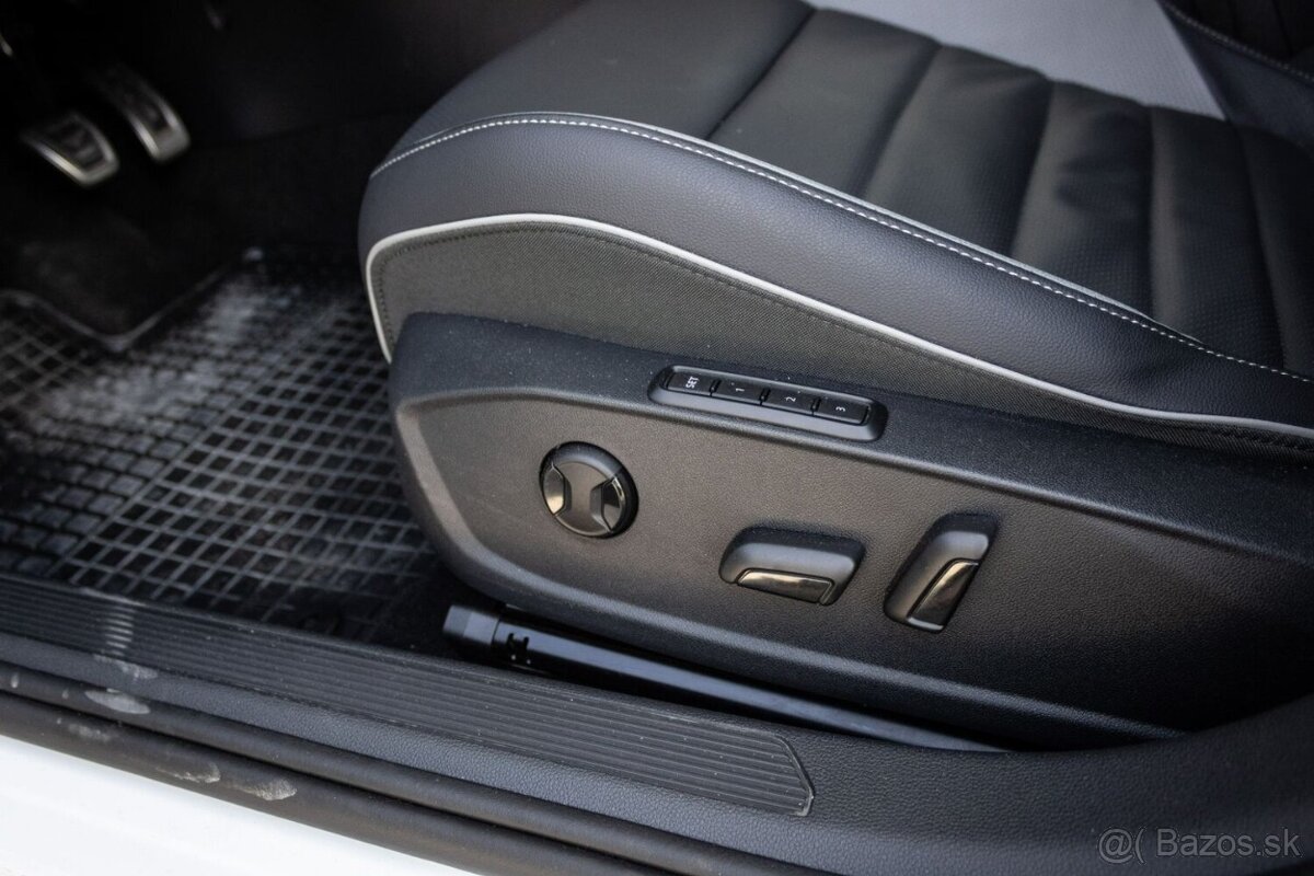 Volkswagen Golf 1.5 TSI ACT 150k R-Line - 18