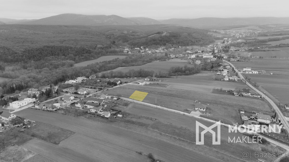 Na predaj pozemok v Pochabanoch - 18