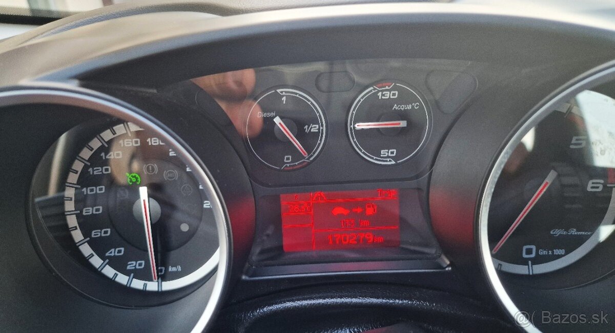 Alfa Romeo Giulietta Gulietta 1.6 JTD Distinctive 77KW M6 SR - 18