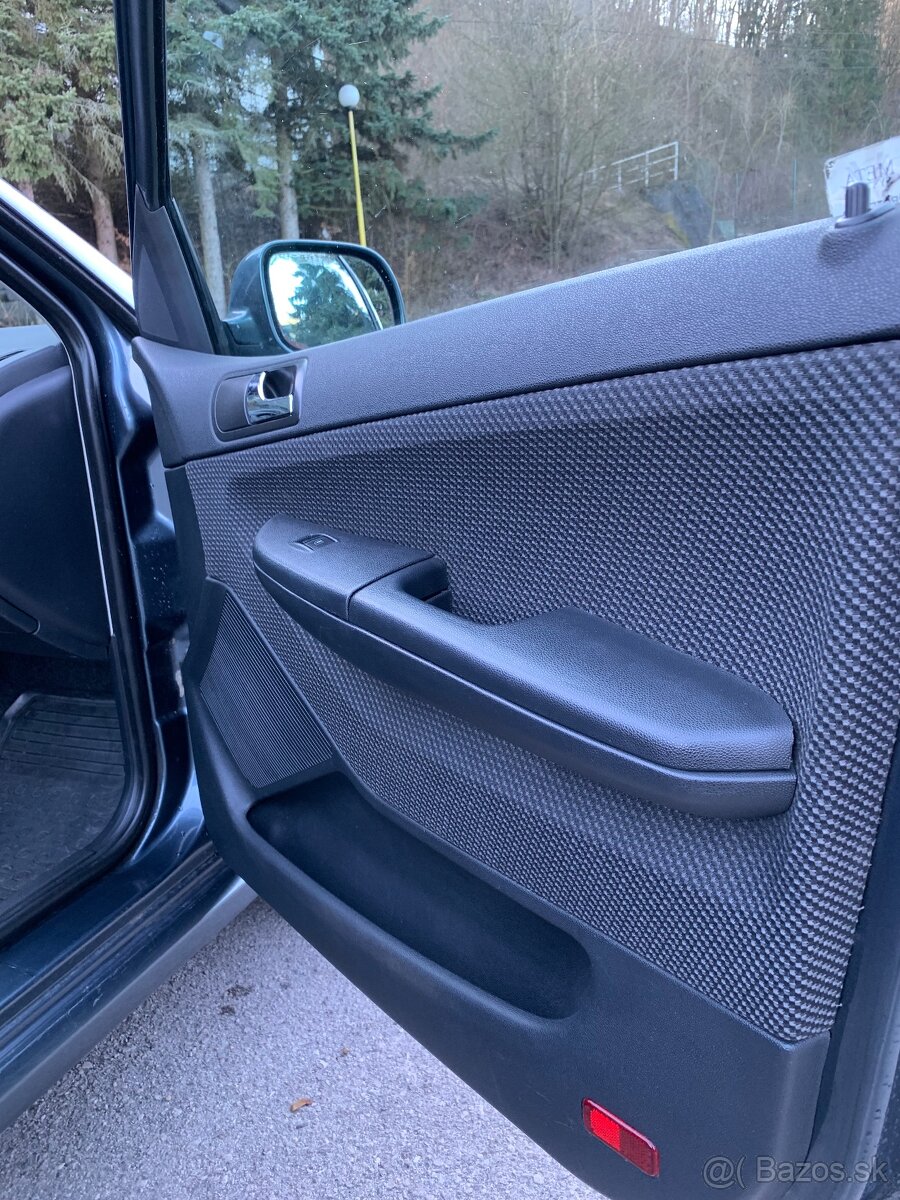 Škoda fabia combi 1.4i, 16v, 55kw - 18