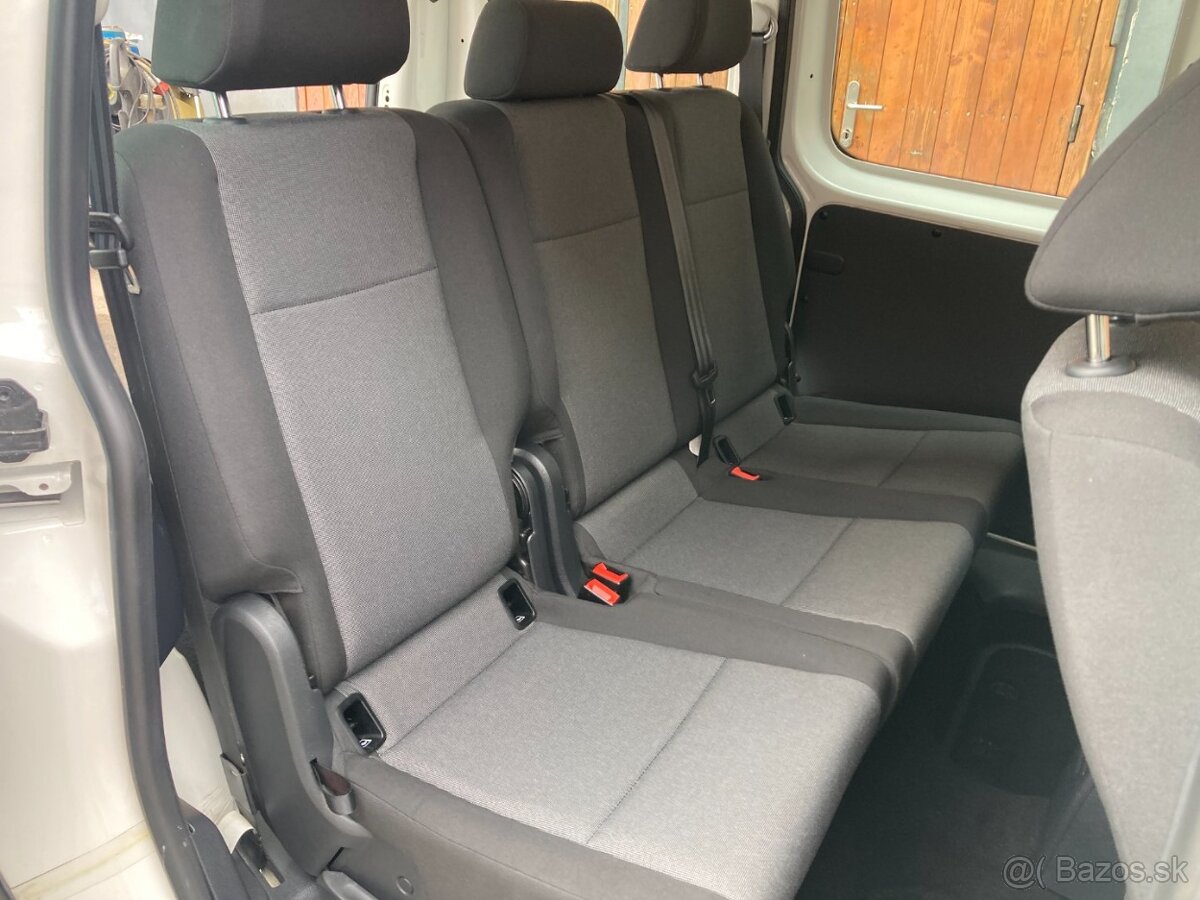 VOLKSWAGEN CADDY 2,0TDi ZARUKA km - 18