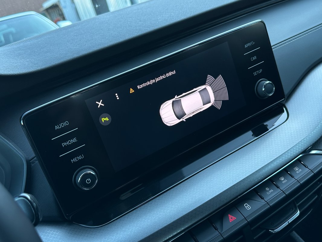 Škoda Octavia 1.5 TSi - 18