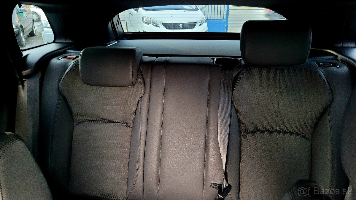 Land Rover Range Rover Evoque 2.0 Td4 150 SE Plus - 18