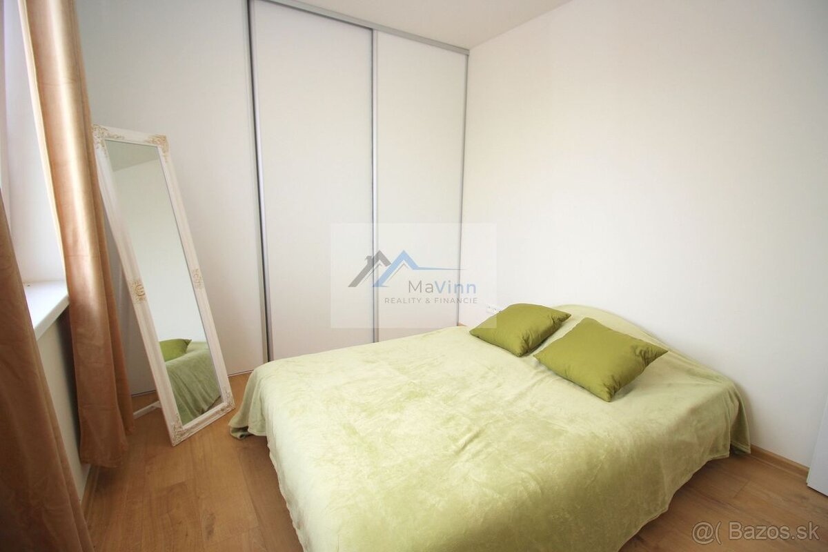 PREDAJ zariadená NOVOSTAVBA s vírivkou vo Dvorci - 18