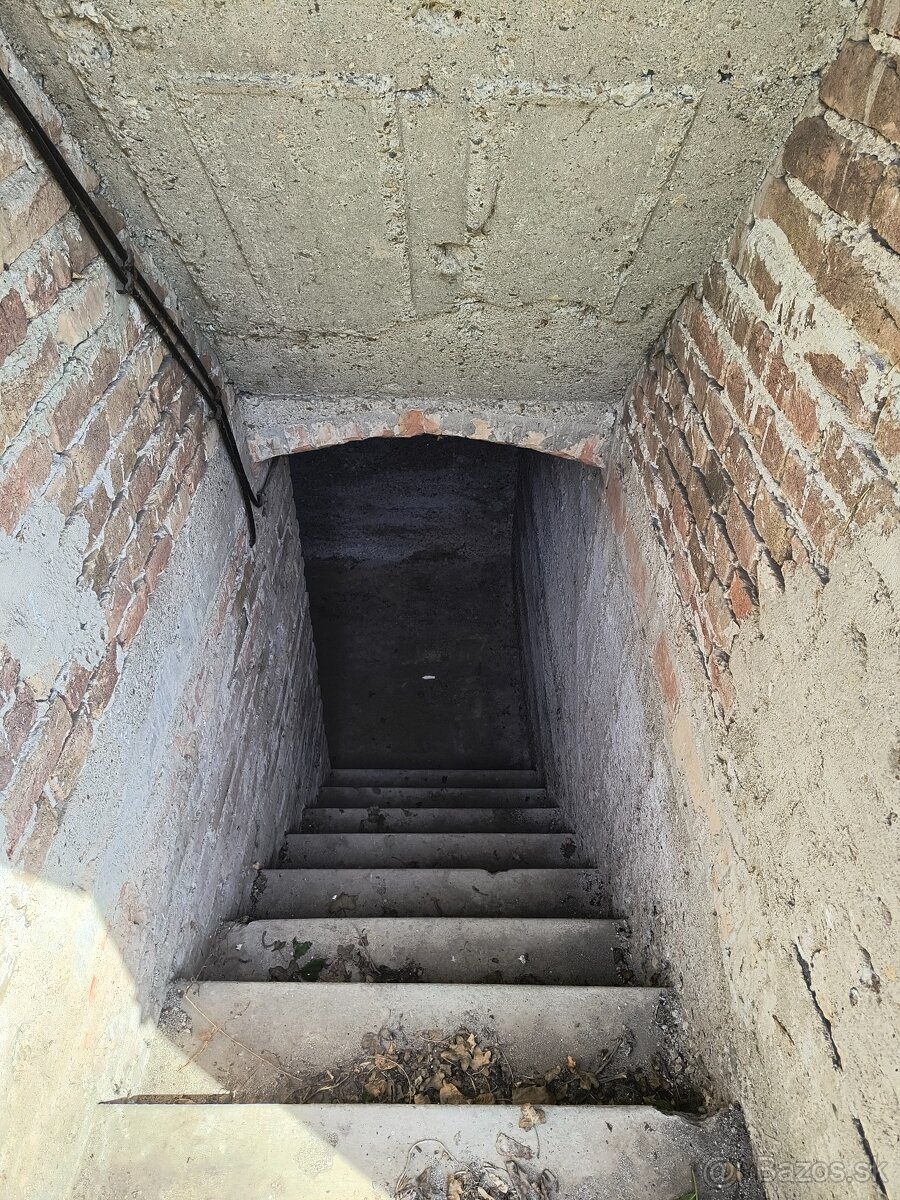 Rodinný dom v obci Čata - 18