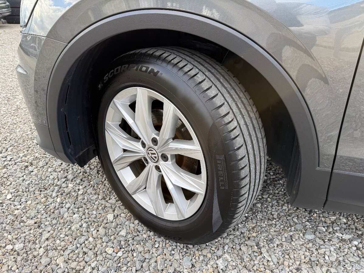 Volkswagen Tiguan 1.4TSI Highline - 18