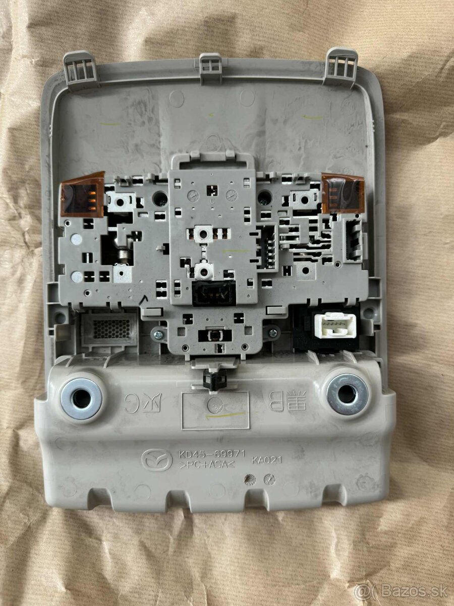 Mazda CX5 II plasty interiéru - 18