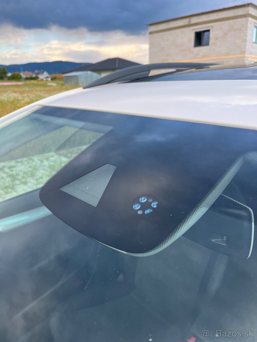 Škoda octavia combi 2.0tdi STYLE - 18