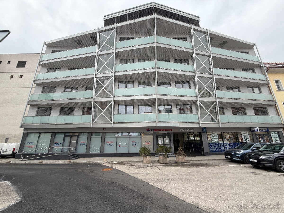 Luxusný, veľkometrážny byt 137m2 s 2 terasasami v Centre - 18