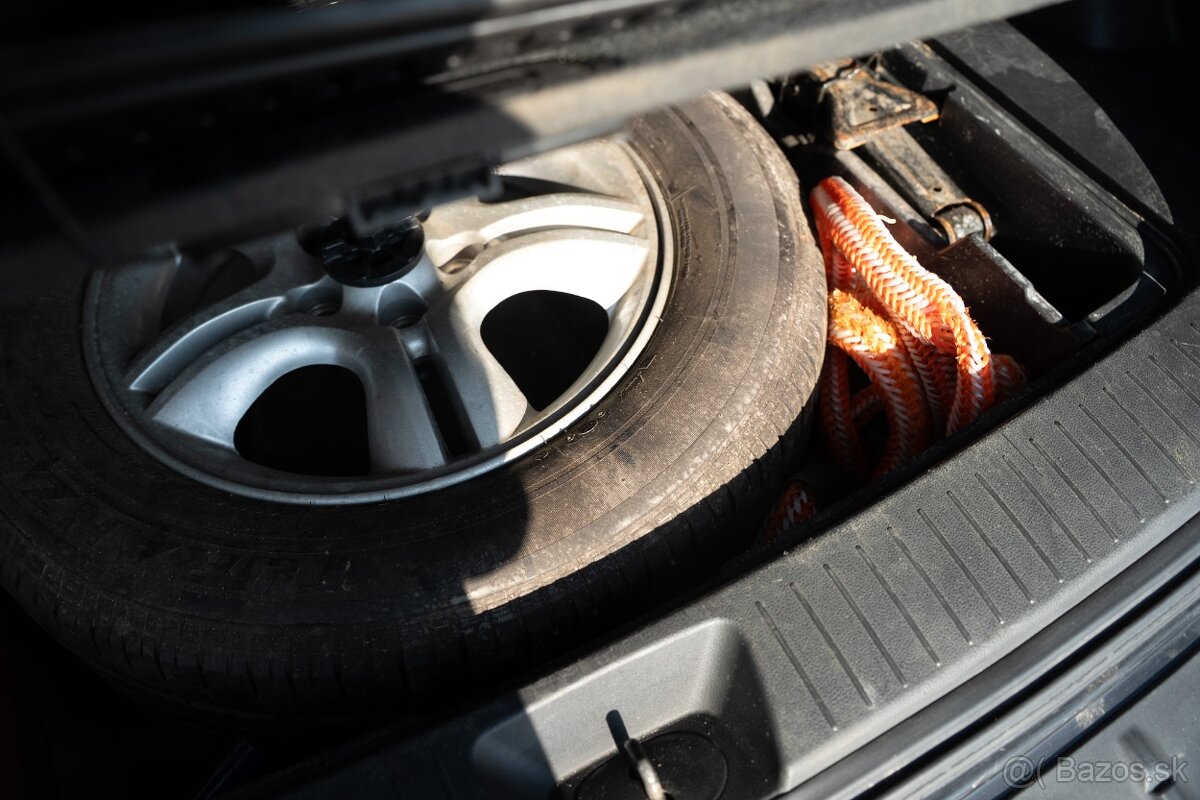 Kia Sportage 2.0 CDRi 4WD - 18