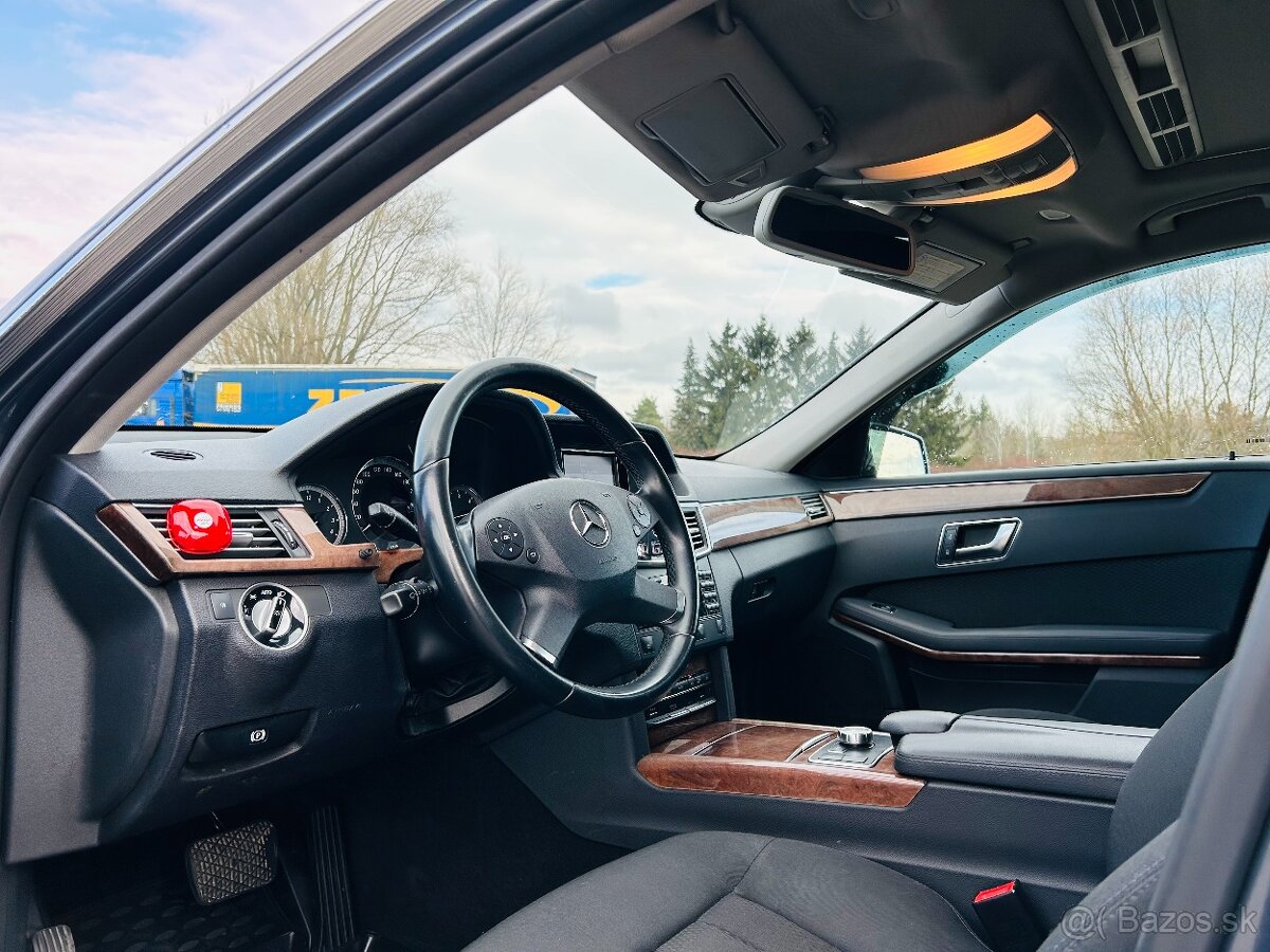 Mercedes-Benz C trieda 10/2012 E-200 CDI Elegance Automat - 18