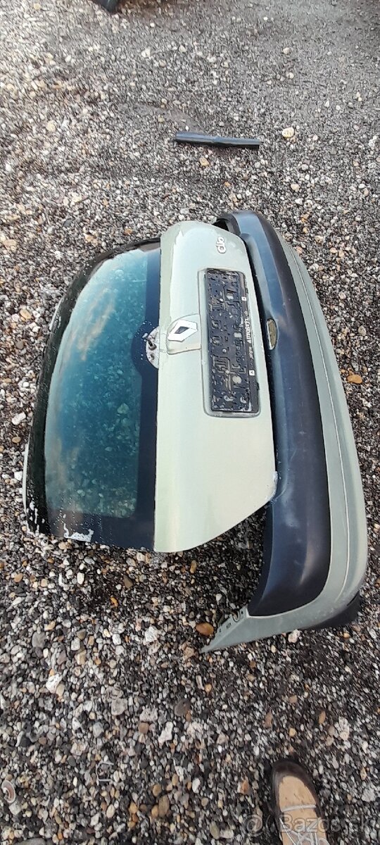 Predám náhradné diely viď foto - 18