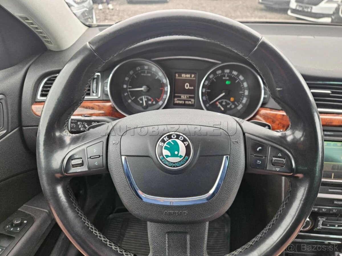 Škoda Superb Combi 2.0 TDi CR DSG Elegance, SR, 2.majiteľ - 18
