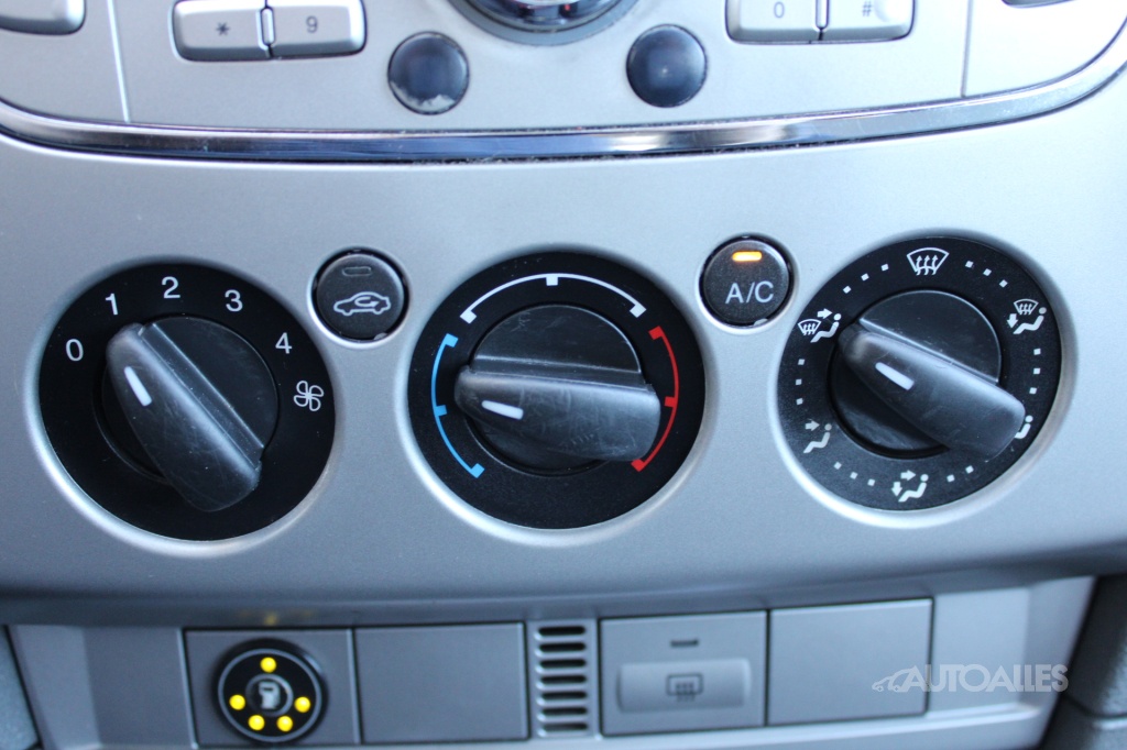 Ford Focus Combi 2,0 i + LPG 107 kW - 18