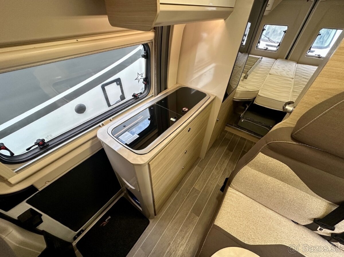 Forster 636 EB VANTASY zvedací střecha - 18