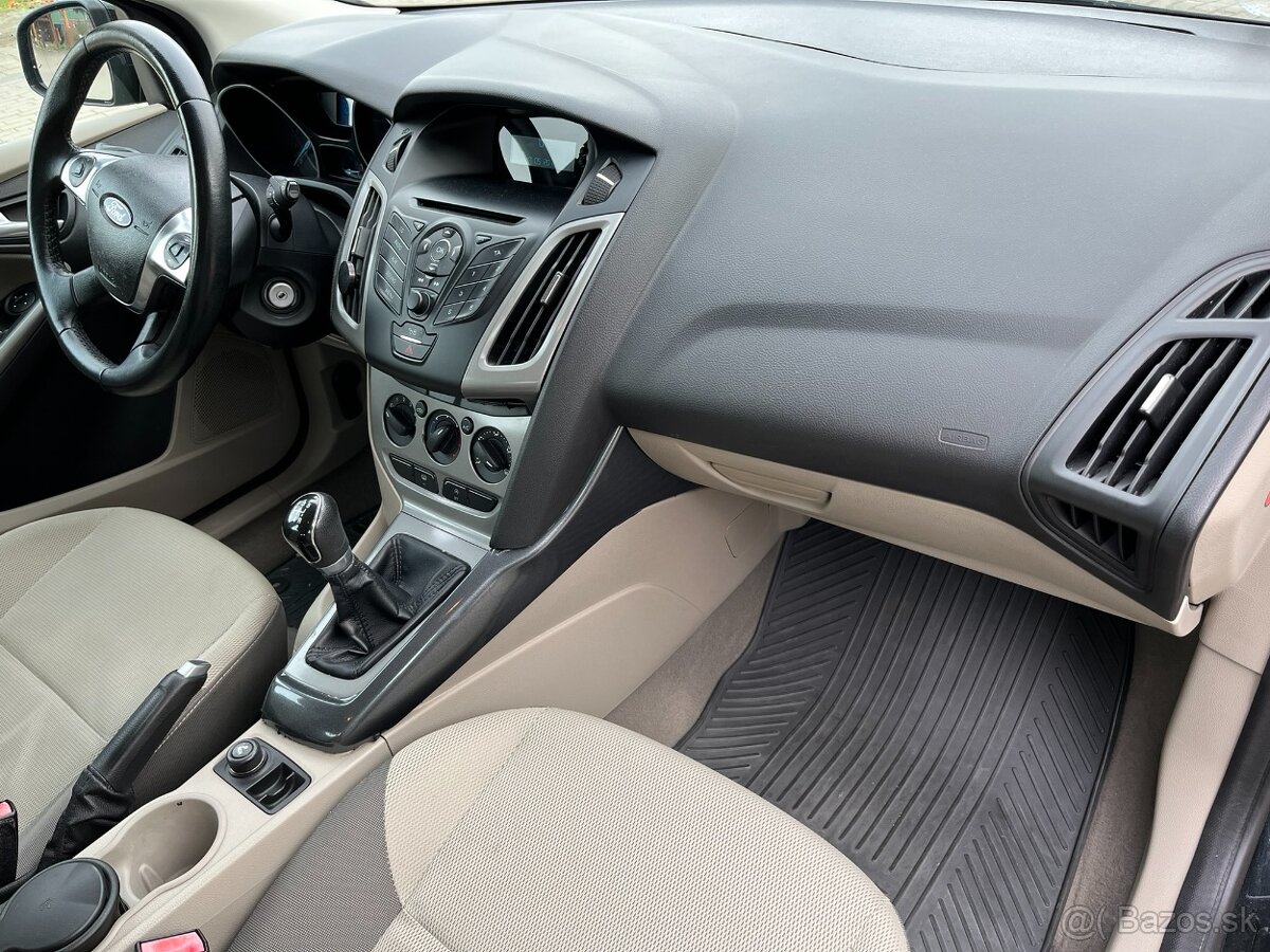 Ford Focus 1.0 EcoBoost - 18