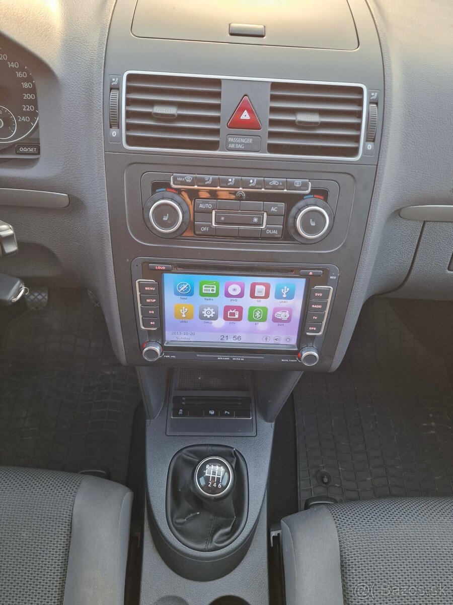 VW TOURAN 1,6 TDi 66kW - 18