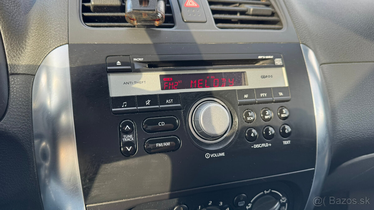 Suzuki SX4 1.5 SE Urban Line - 18