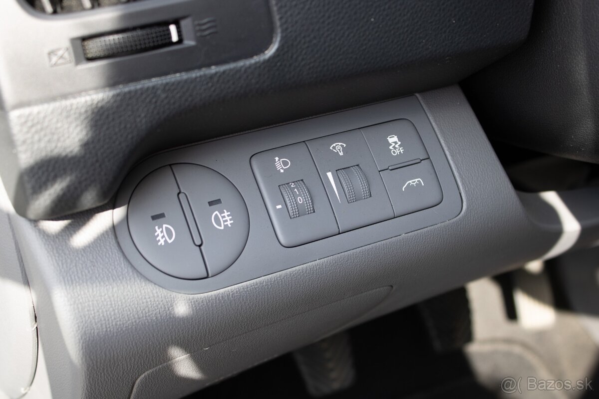 Hyundai H1 H-1 2.5 CRDi E6 Tour - 18