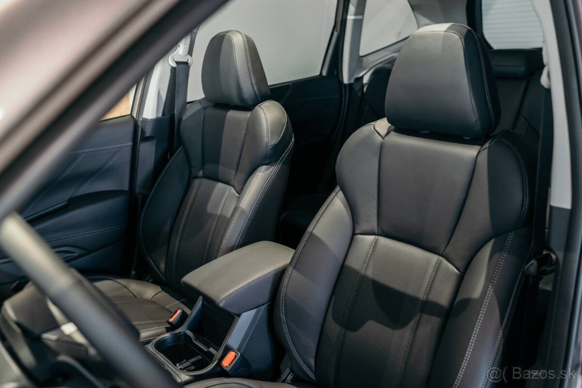 Subaru Forester 2.0i mHEV Premium Lineartronic - 18