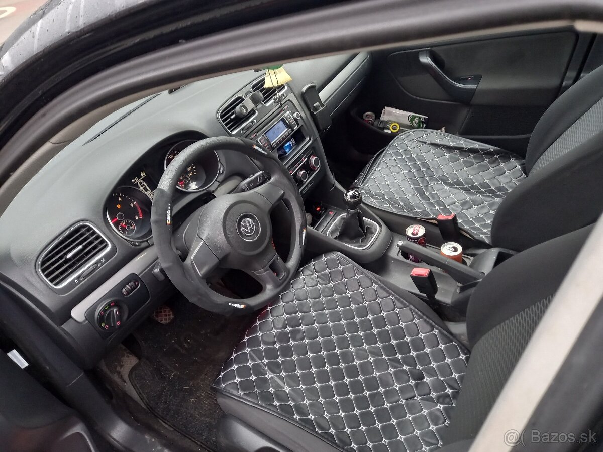 Volkswagen Golf VI 1.6TDI Bluemotion - 18